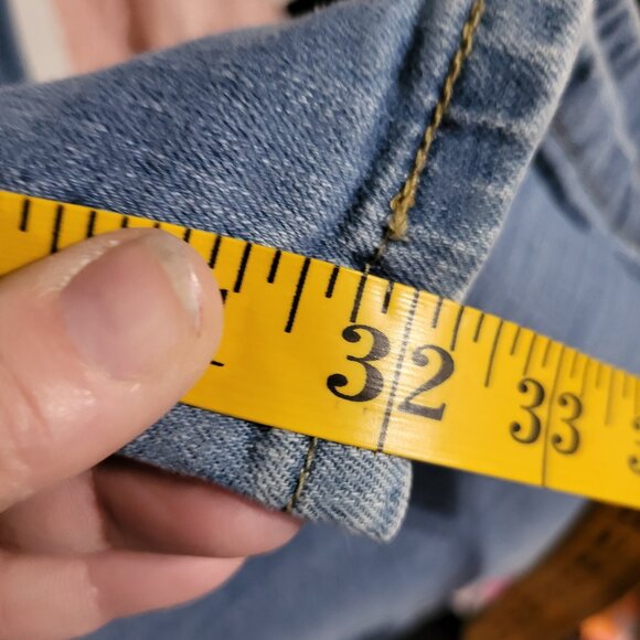 WOMANS LEVIS 515 BOOTCUT JEANS SZ 12 - Picture 10 of 10